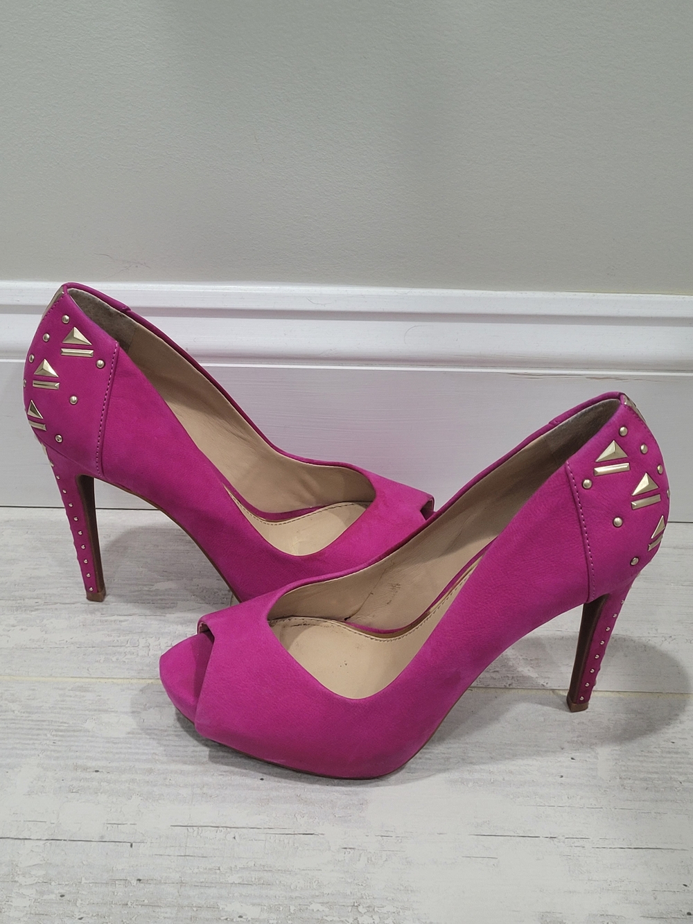 Gianni Bini Hot Pink Studded Peep-Toe Stiletto Heels Leather Upper Size 8